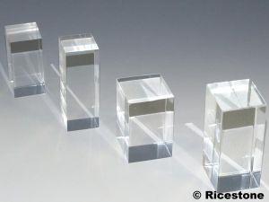 4E) COLONNE ACRYLIQUE TRANSPARENT 4X4X8 CM