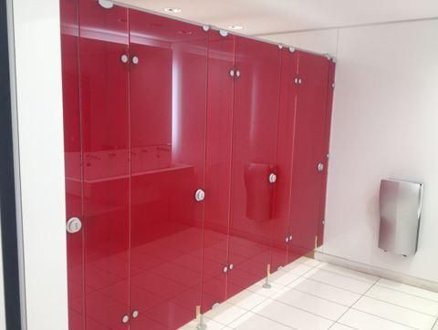 Cabine de douche FOCEA - Verre feuilleté 44 mm - Fabriquée en France pour instituts de beauté et salles de sport_0