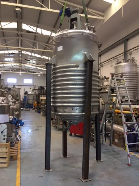 Réacteur aguilar et chambres 2550 litres inox avec agitation et demi tige d'occasion - référence                        :                         c4049_0