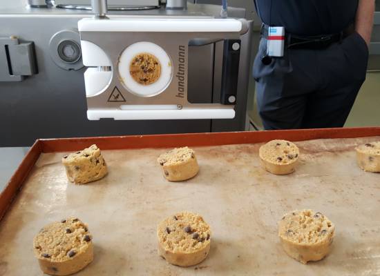 Machine de fabrication artisanale de cookies et biscuits sablés - mse 441_0