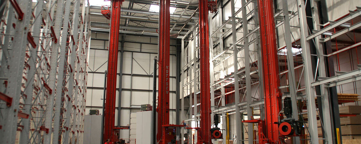 Transstockeur  pour entreposage de palettes et de caisses métalliques jusqu'à une hauteur maximale de 25 mètres - ohra_0