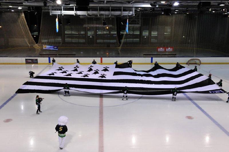 Drapeaux géants - Création de projets spectaculaires - Jusqu'à 1 000 m2_0