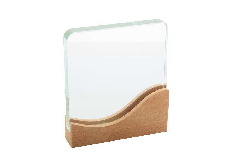 Trophée en verre - socle en bois de hêtre - livré avec boîte cadeau kraft_0