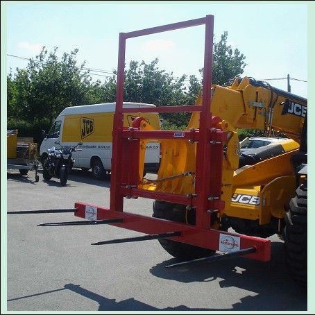 Pb4dea2000 Pique-bottes 4 doigts - Agrisphere - 2160 mm, doigts 950 mm, entraxe 667 mm_0