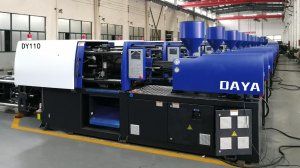 Machine de moulage par injection plastique - Daya Machinery - pompe fixe, stable et facile à entretenir_0