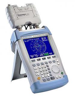 Analyseur de spectre portable Rohde et Schwarz FSH6/26 - 100KHz à 6GHz - avec générateur de poursuite et préamplificateur_0