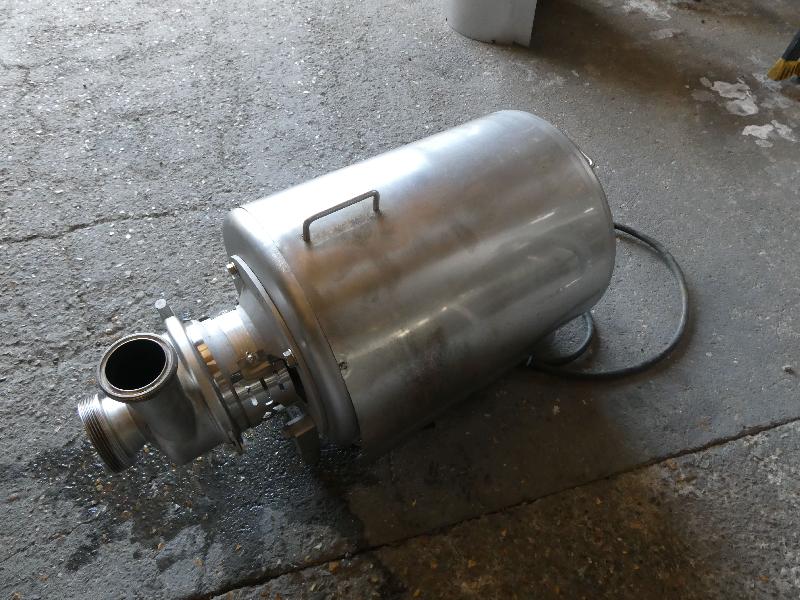 Pompe centrifuge APV W+ 30/80 - 11 kW - 2938 t/min - Dimensions 950x370x520 mm_0