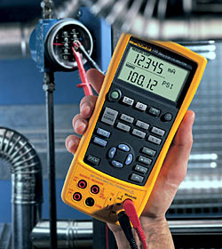 Calibrateur multifonctions Fluke 725 - Mesure et génère U, I, Thc, PT100_0