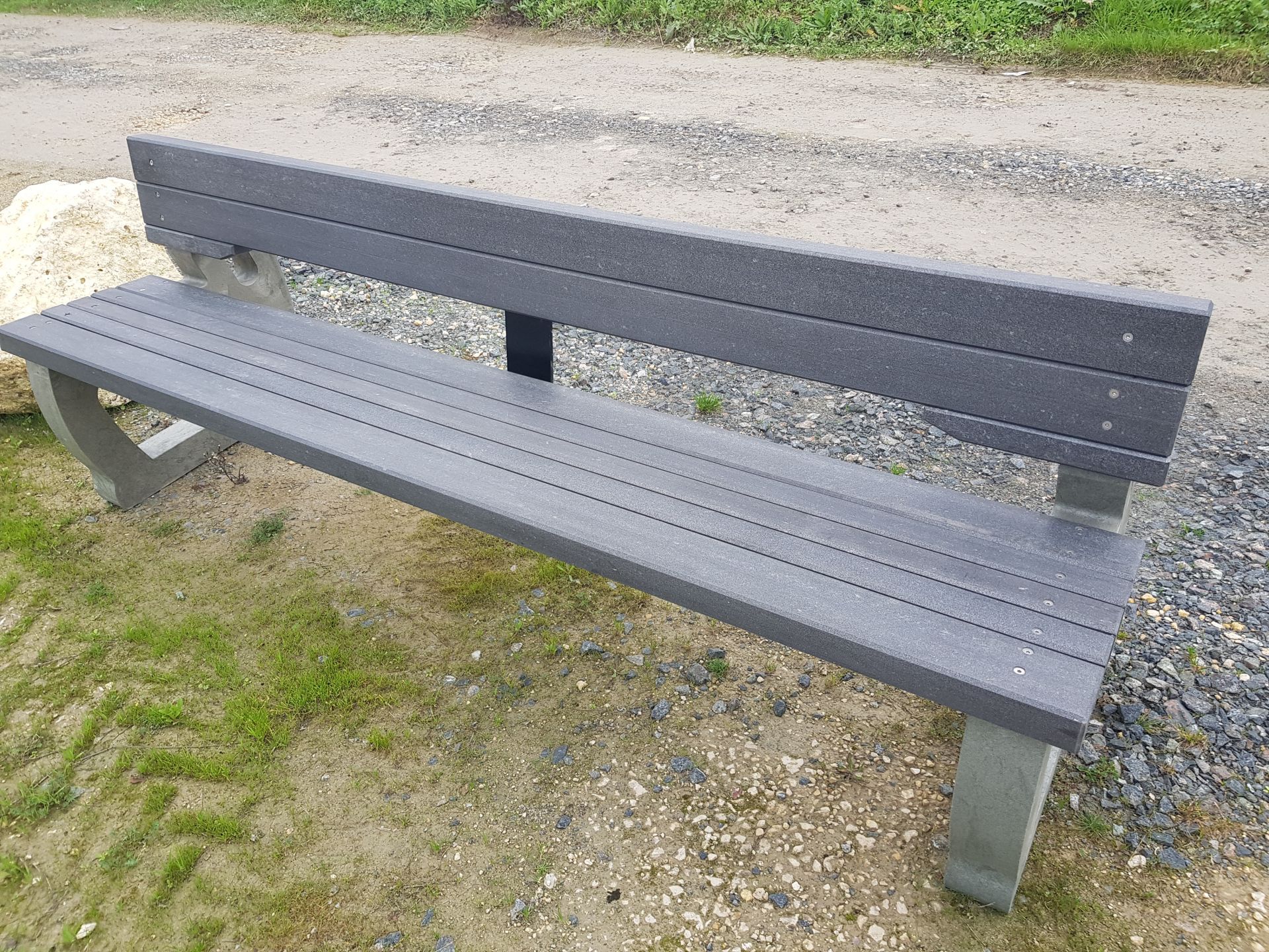 Banc public Mignon 205 cm - 100% recyclé - Polyal robuste et sans entretien_0