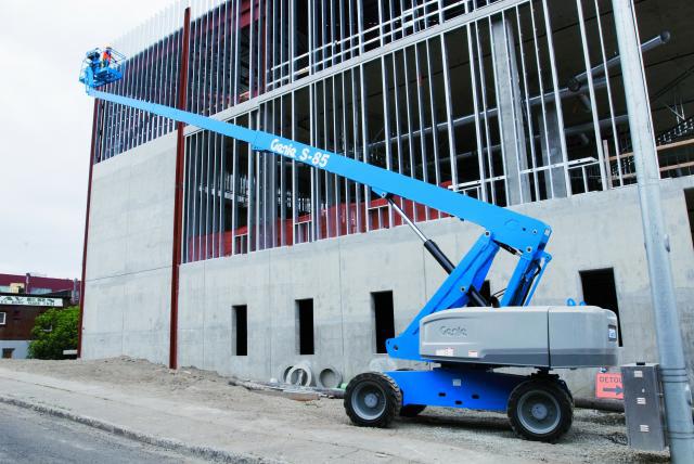 Nacelle télescopique diesel en location - Hauteur de travail 21,80 m - Pour chantiers faciles d'accès et travaux de façade - NASL-TEL-21M_0