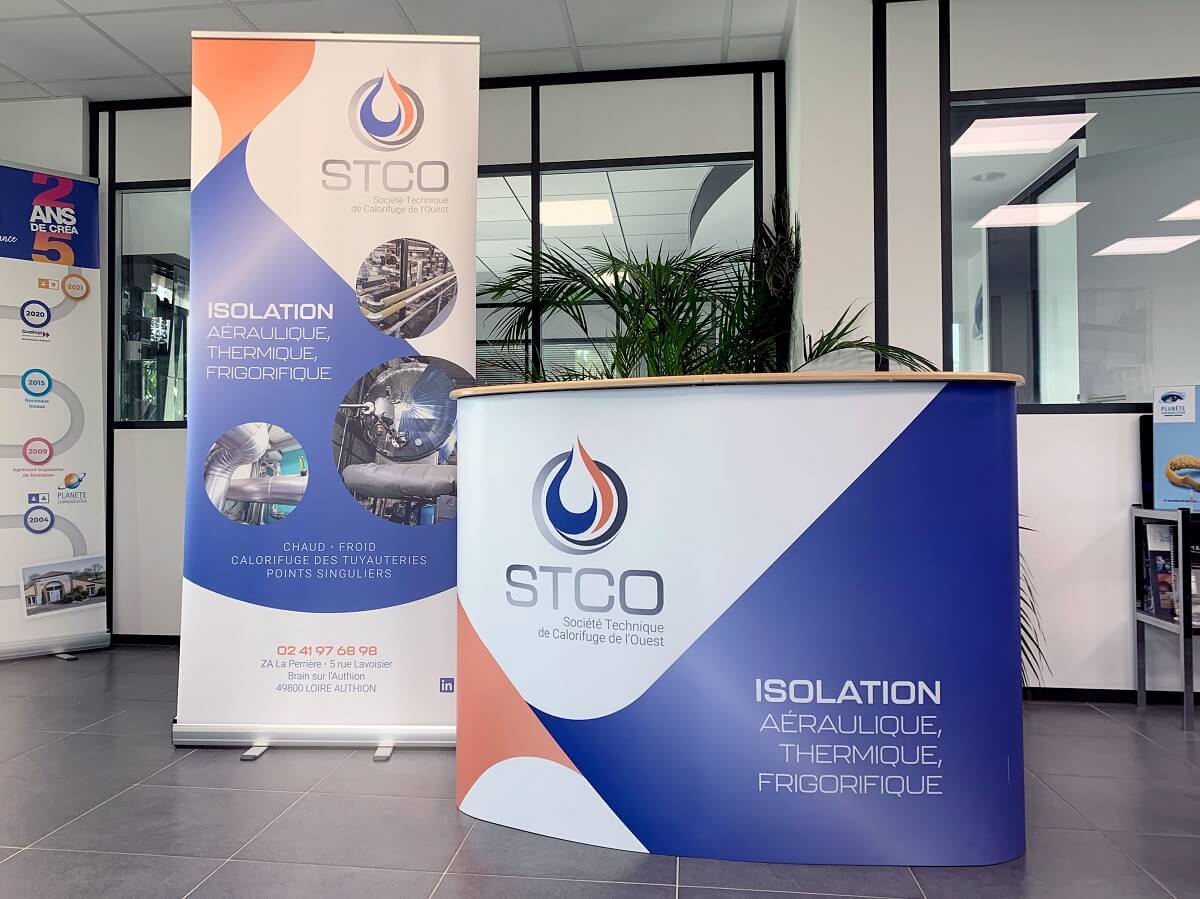 Conception de stand professionnel sur mesure pour renforcer votre visibilité lors de vos événements professionnels - Planète Communication_0