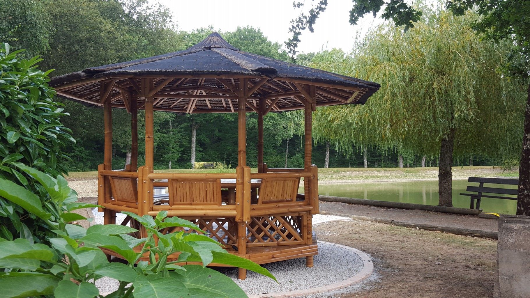 Paillote de jardin otso