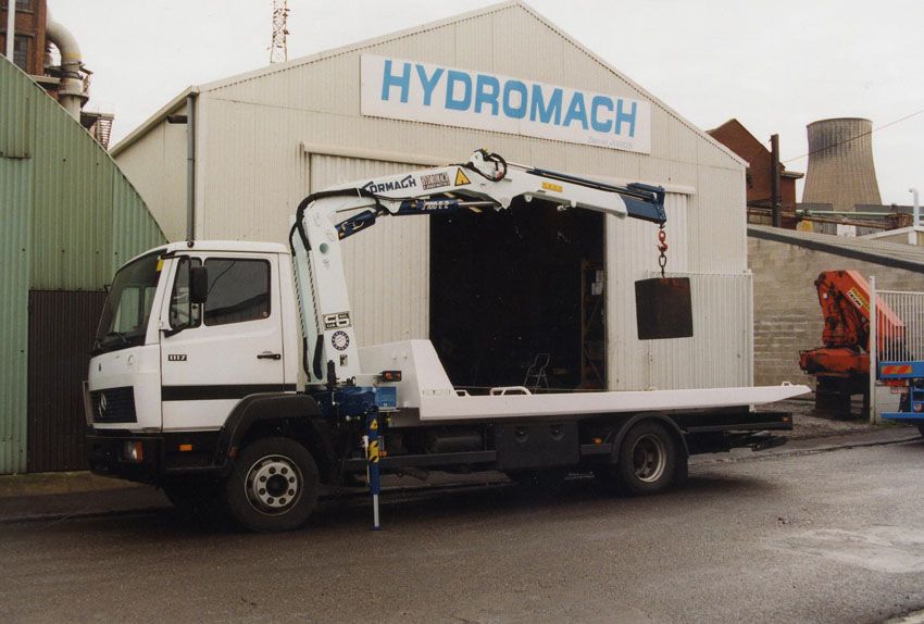Serie 8700 E Grue Auxiliaire - Cormach - Pression 275 bar - Moment Statique 8730 daN/m_0