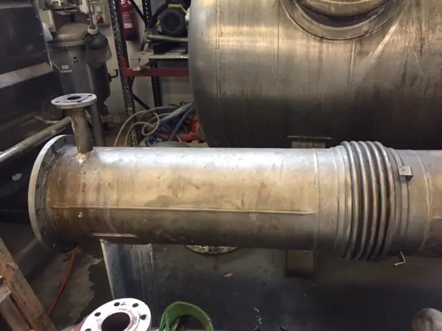 Échangeur tubulaire Aguilar y Salas 14,7 m2 inox 316L d'occasion - référence : C4211_0