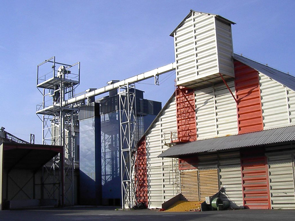 Séchoir fixe industriel pour maïs et blé._0