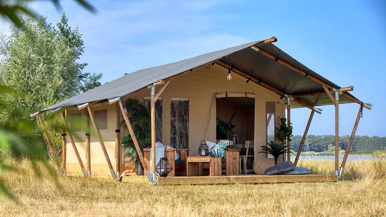 Comète - tente glamping - yala - surface totale : 321,2 ft²_0