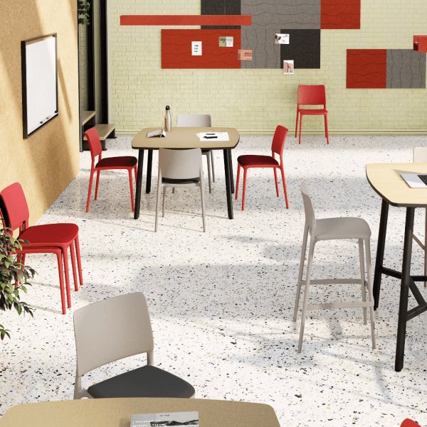 Chaises et Tabourets de collectivité - C38 - Columbia_0