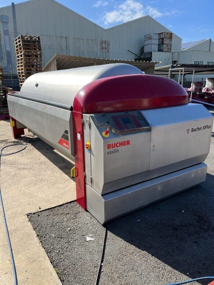 Pressoir pneumatique bucher xplus 62 + redler + passerelle d'occasion_0