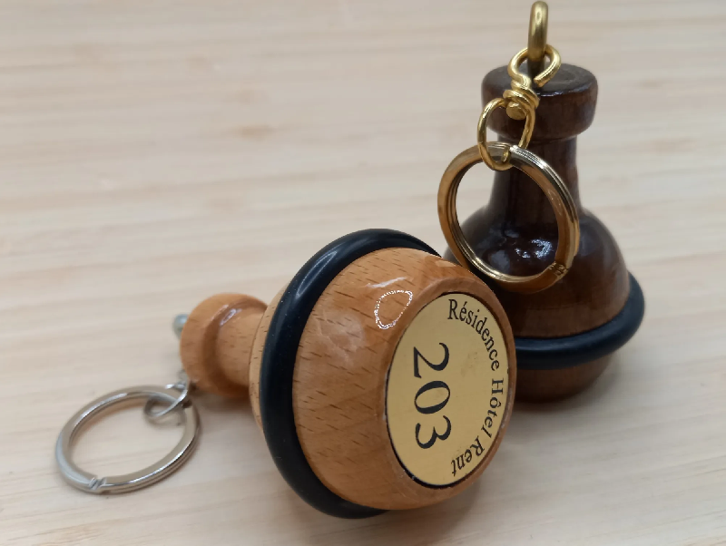 Porte-clés VINTAGE - Référence 102103-10 .102103-11_0