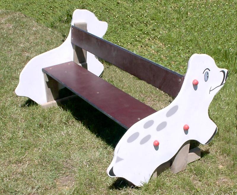 Banc public en bois pour enfant - figurine sanglier - PIN NORD ROUGE - longueur 1,27 m_0