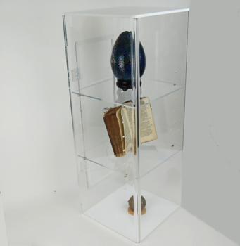 Mb7031 vitrine plexi avec porte_0