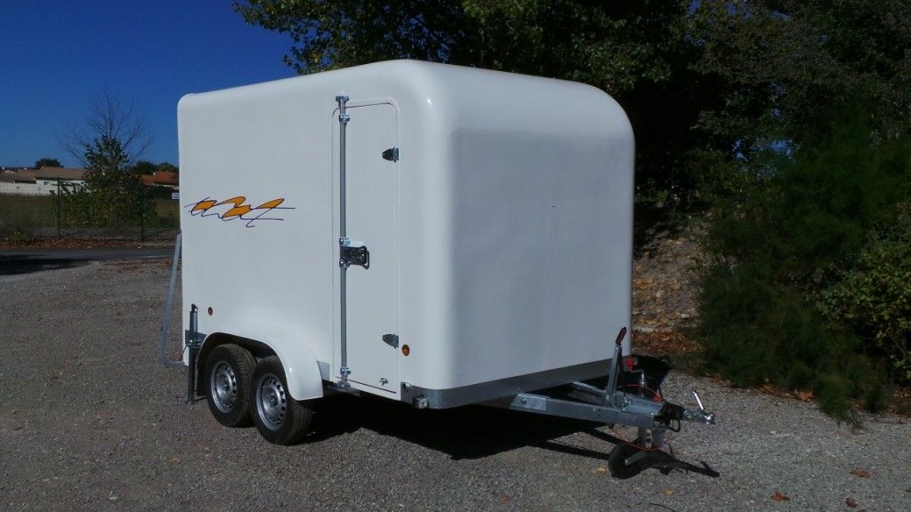 Big box double essieux - remorque fourgon Wilsud - polyester - 10m³ - 3m x 1.8m x 1.8m - PTAC 1000 à 2000 kg_0
