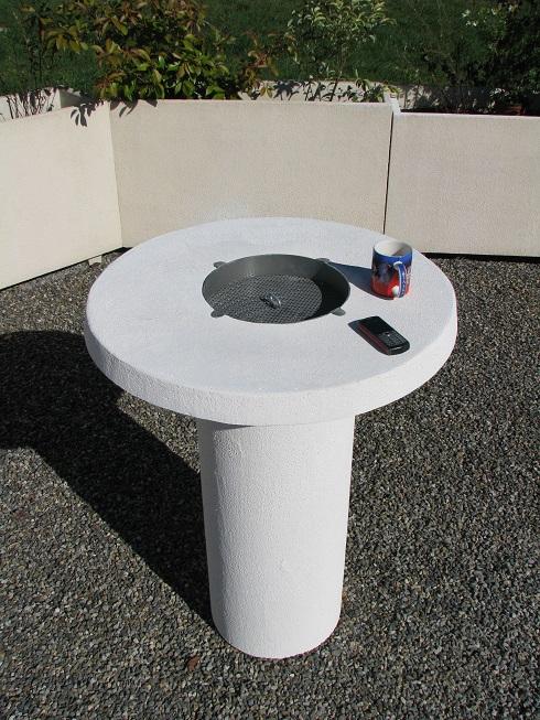 TABLE PAUSE CAFE EN BETON ARME CREPI SABLE_0