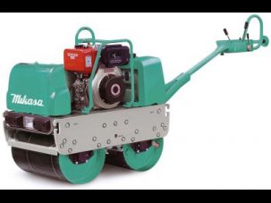 Rouleau compacteur - cylindre vibrant - fourni avec plein de GNR - 2m70 de long, 710Kg_0