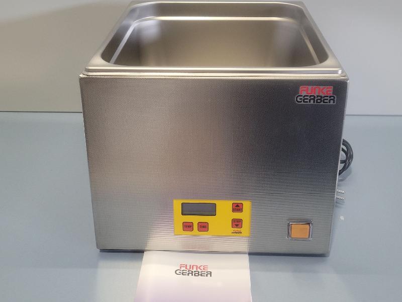 Bain-marie de laboratoire 16L FUNKE GERBER WB 436 D_0