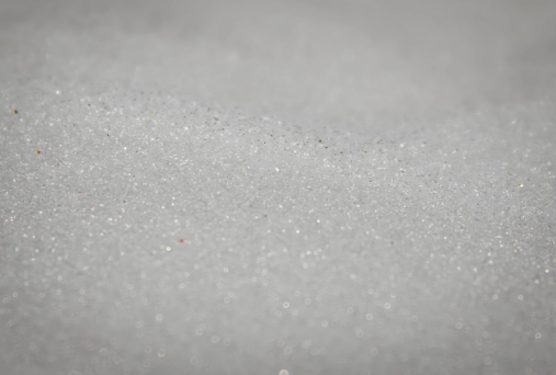 Microbilles de céramique, idéaux pour le sablage intensif de surfaces métalliques telles que l'acier et els alliages durs_0