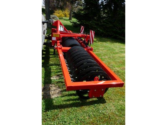 Rouleau frontal rigide RTA 350 - Quivogne - largeur 3,30m, anneaux fonte 700mm_0