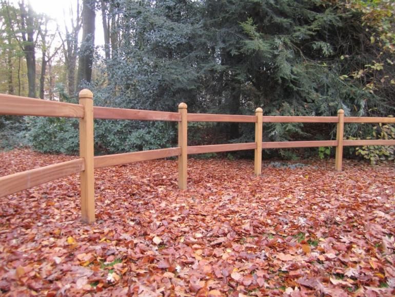 Royal Tropic Modern - clôture en bois tropical dur pour chevaux - 1m20 - Sutter Naturally_0