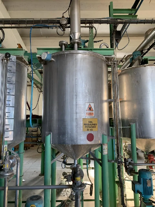 Cuve inox d'occasion 316 800 litres avec agitation_37_0