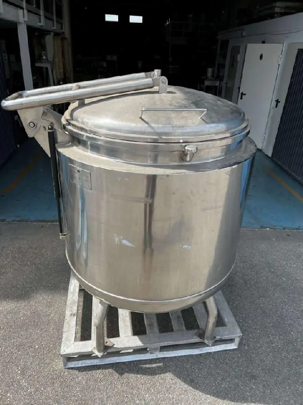 Cuve inox d'occasion 700 litres avec chemise - référence : c7410_0