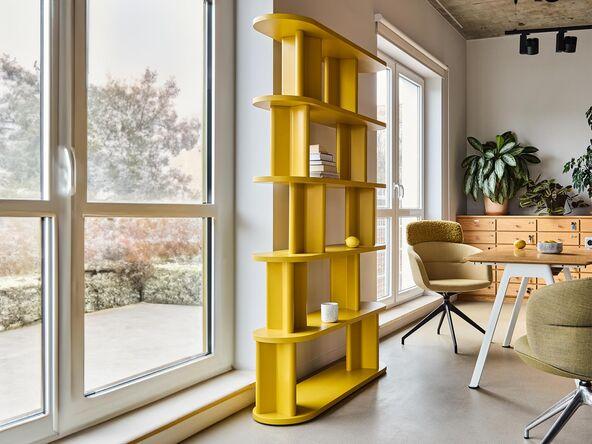 Bibliothèque haute Cactus Noti avec étagères laqué couleur_0
