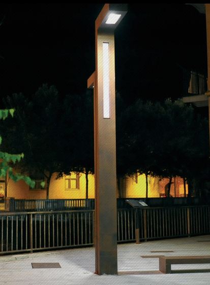 Luminaire d'éclairage public EUDALD II - LED - acier corten - design épuré_0