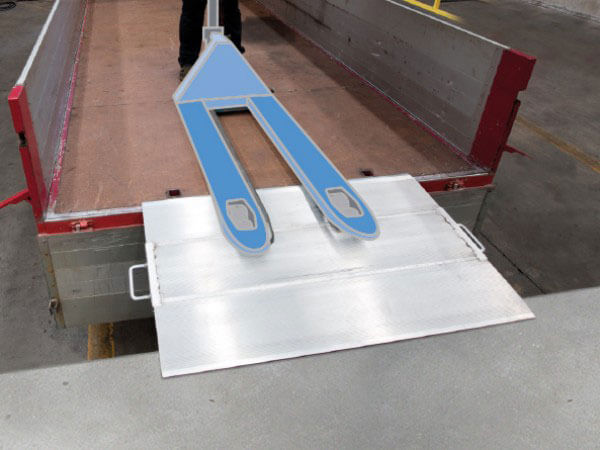 Rampe de quai de chargement mobile en aluminium - charge max 3420kg - surface antidérapante_0