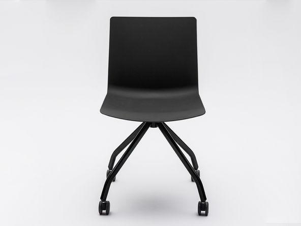 Lot de 2 chaises de réunion Shila Cross coque polypropylène et piètement pyramidal à roulettes_0