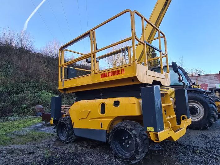 Nacelle ciseau Diesel en location, hauteur de travail: 12.06 m - NASL-DIE-CIX-12M_0