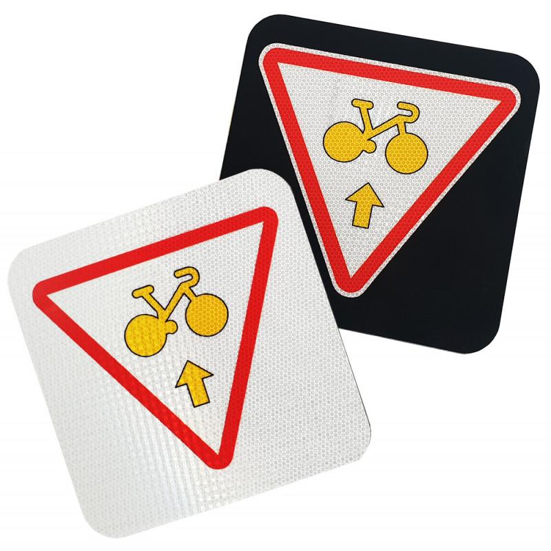 Panonceau M12 - Autorisation conditionnelle franchissement pour cyclistes - Feu rouge - 7 variations_0