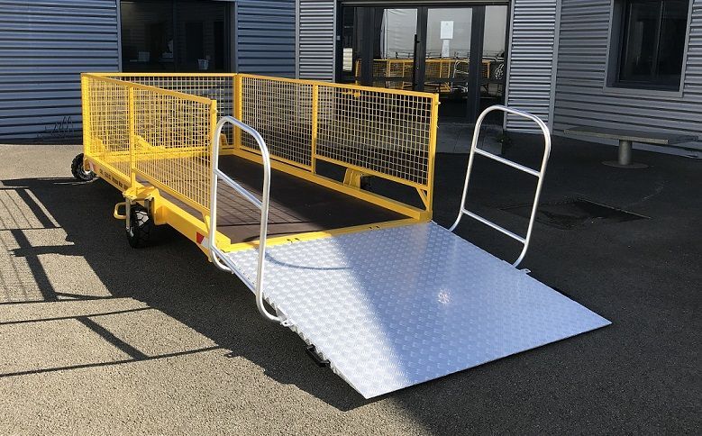Remorque industrielle porte-conteneurs et poubelles - Charge utile 1 à 3 tonnes - Plancher bois - Finition personnalisable_0
