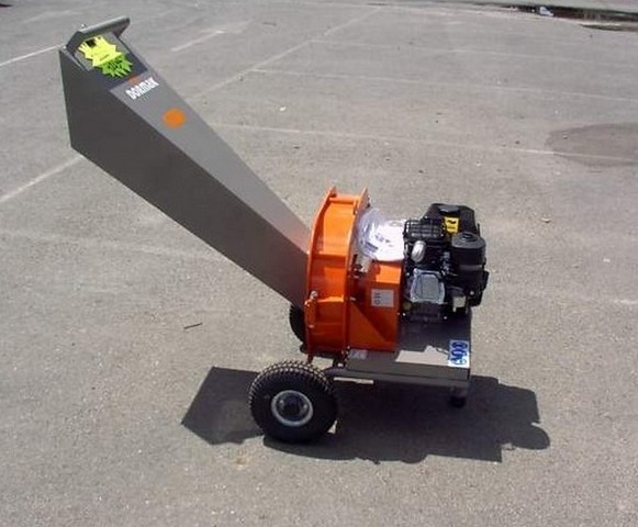 Broyeur thermique de branches et végétaux professionnel - 5cv 205cm3 Briggs_0