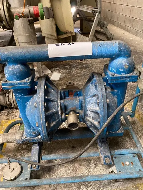 Pompe à membrane blagdon 2b-sa-bb-tts utilisée - référence                        :                         c5884_0