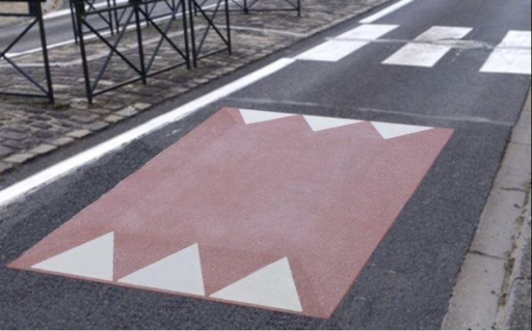 Coussin berlinois lyonnais en béton rouge - préfabriqué, finition sablé, conforme au CERTU_0