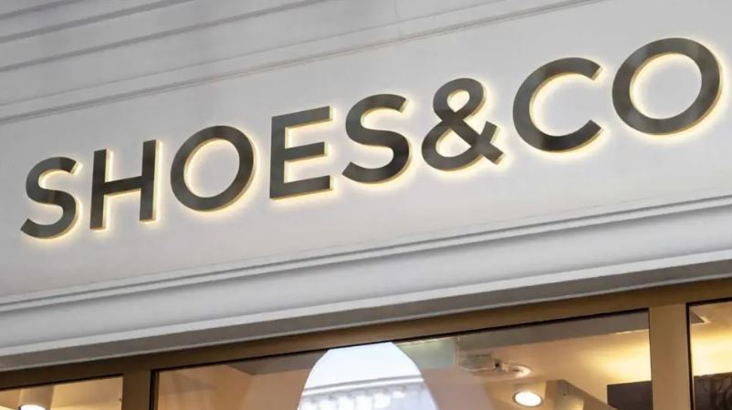 Enseigne lettres boîtiers 3D - Éclairage LED ou néon - Finitions personnalisables_0