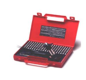 Coffret de 100 caractères alphanumériques + 20 cales - marquage par frappe ou à chaud_0