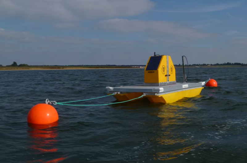 Flotteur instrumenté pour surveillance en continu des eaux de surface_0