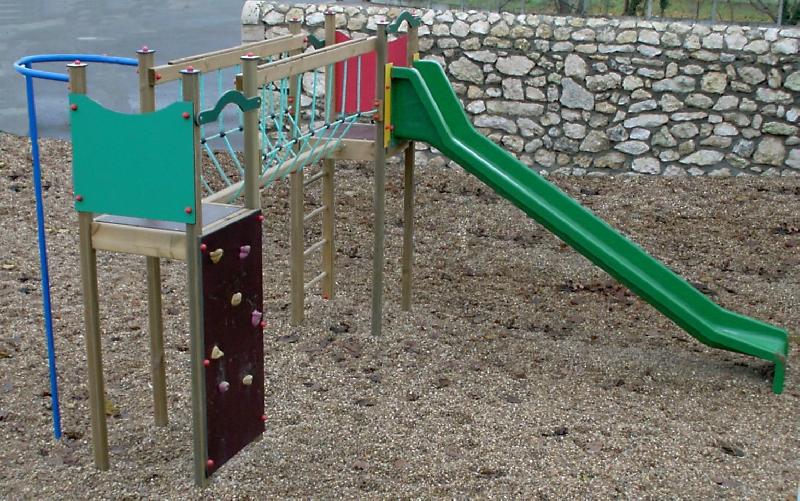 Structure pour aire de jeux JE02 - tour à grimper avec toboggan pour enfants de 3 à 8 ans_0