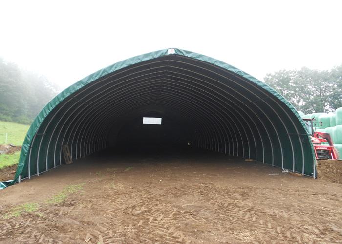 Tunnel de stockage basilique / ouvert / structure en acier / couverture en pvc / à poser
