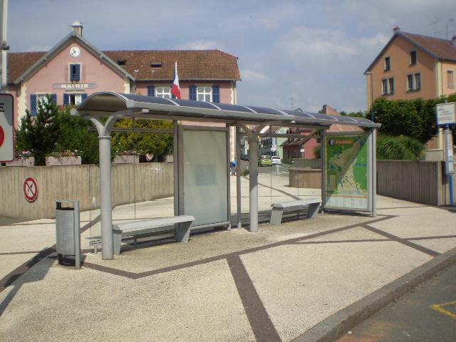 Abri bus BOE - structure en acier, bardage en verre sécurit, avec banquette - 350 x 240 cm_0